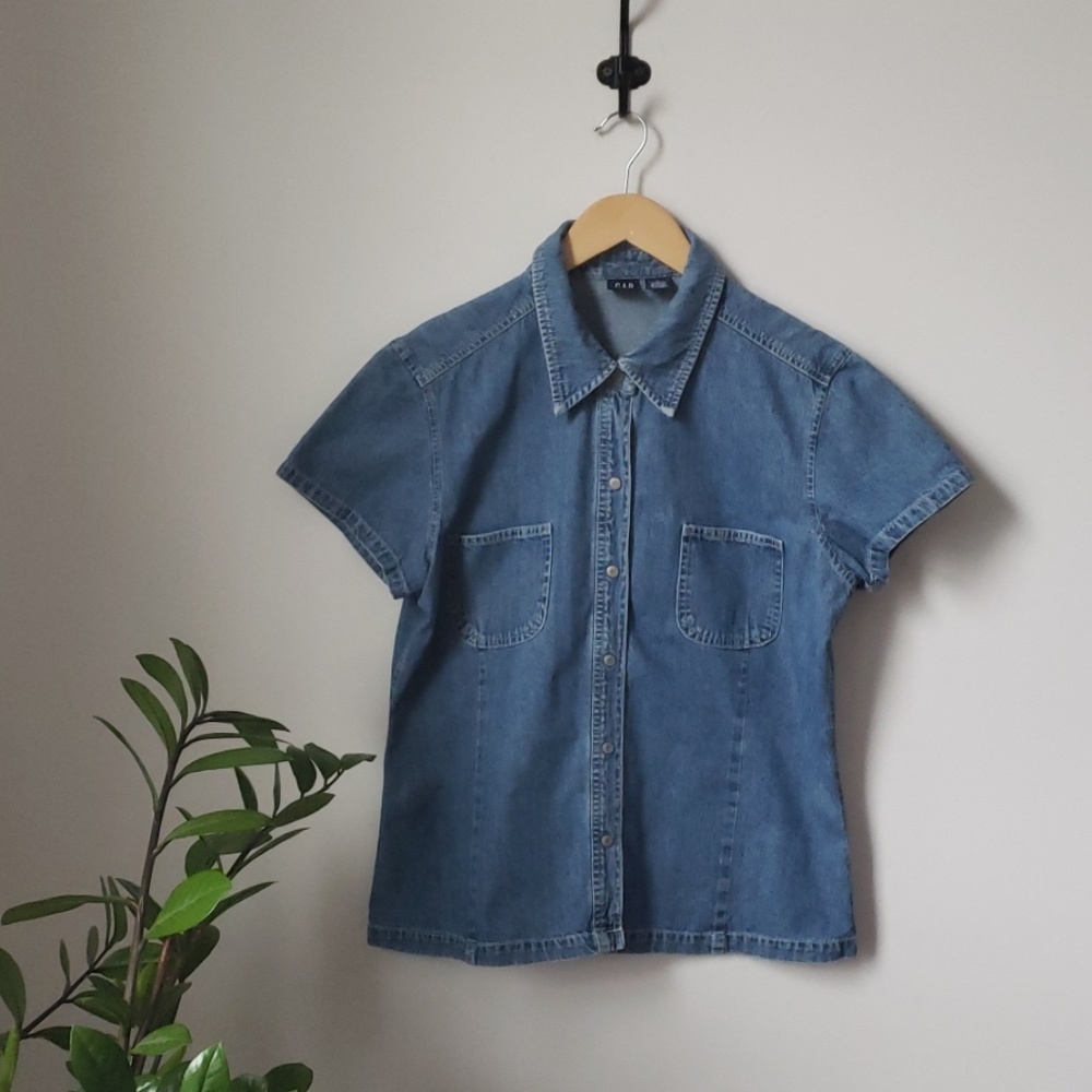 Short Sleeve Snap Button Up 2 Pocket Shirt